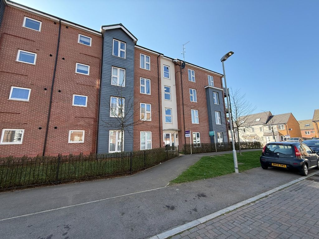 Additional image 12 of 2 bed flat for saleTilling Green, Dunstable LU5
