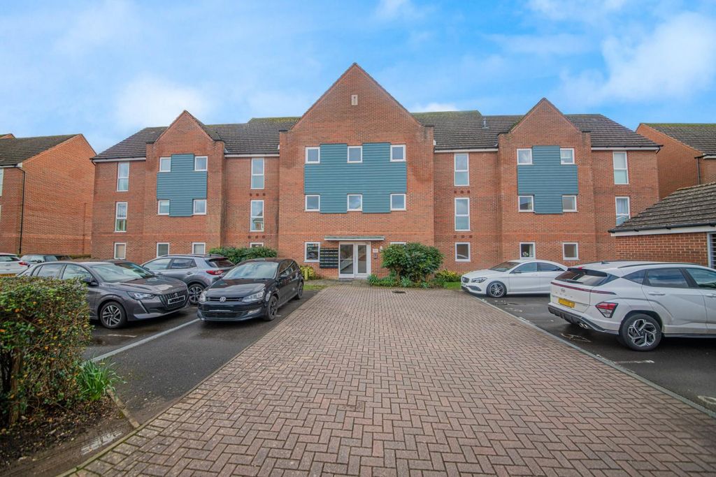 Additional image 15 of 2 bed flat for saleDakota Way, Eastleigh SO50