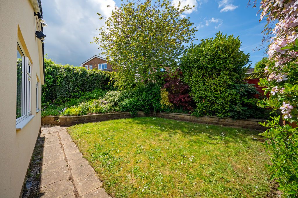 Additional image 27 of 5 bed bungalow for saleRomney Drive, Dronfield S18
