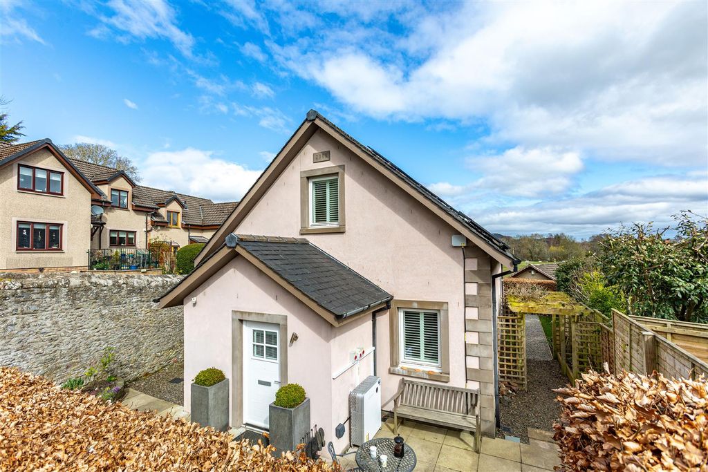 2 bed property for saleOrchard Cottage, Fishers Lane, Darnick, Melrose TD6