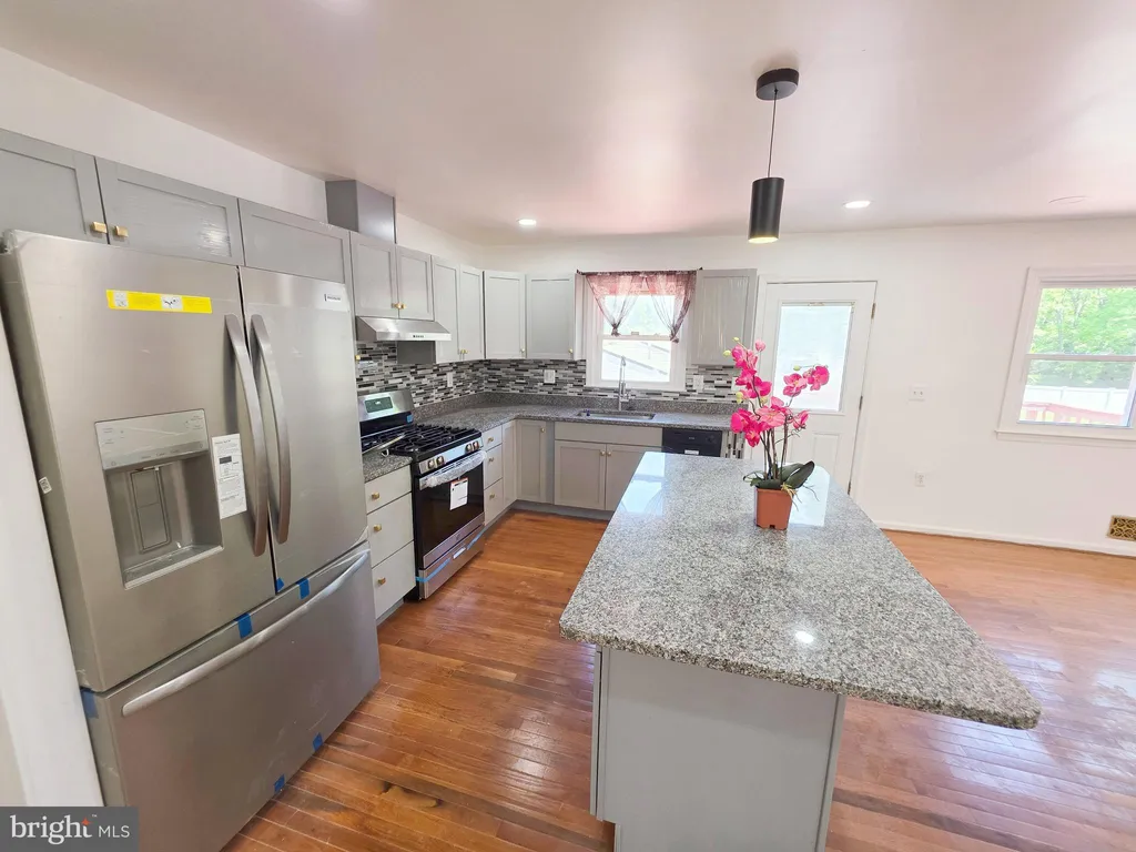 Additional image 9 of 6300 Auth Road, Suitland, MD 20746