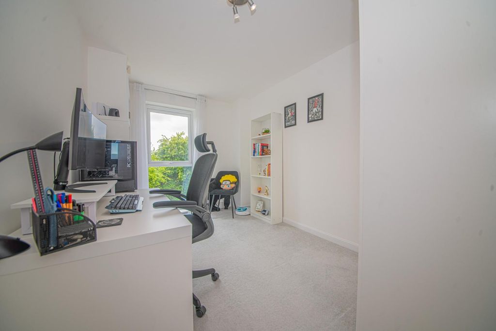Additional image 14 of 2 bed flat for saleDakota Way, Lakeside, Eastleigh SO50