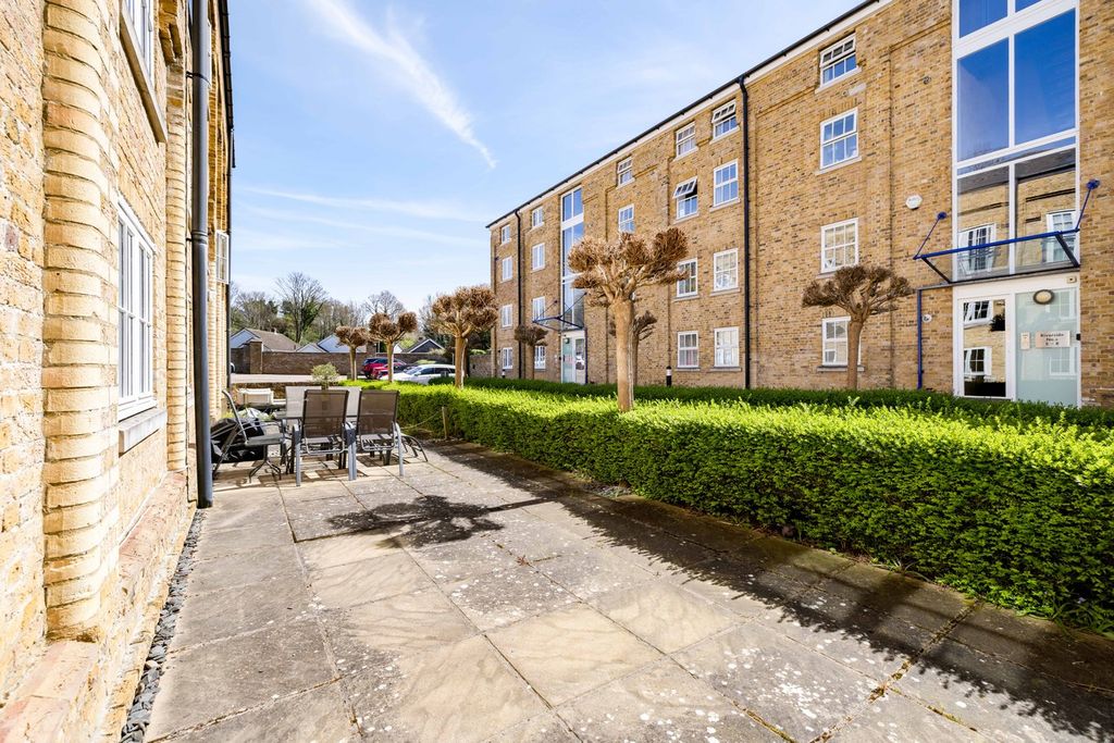 Additional image 15 of 3 bed flat for saleMill Race, River, Dover CT17