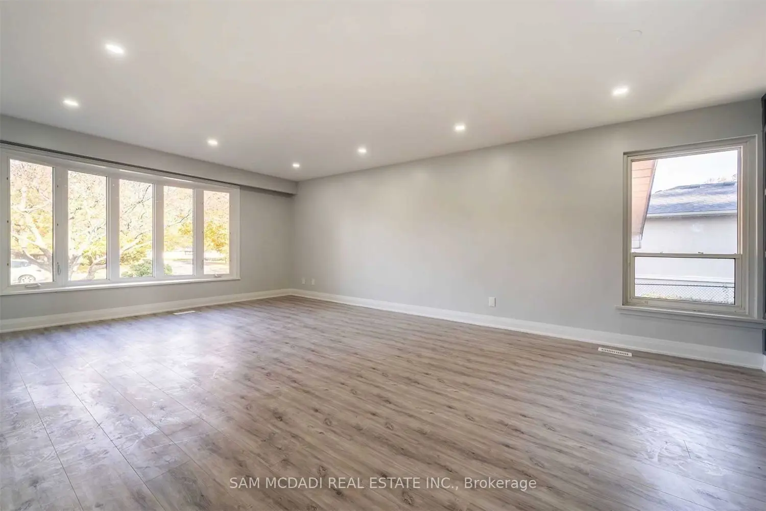 5318 Mericourt Road photo 4
