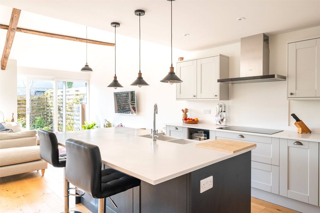 3 bed barn conversion for saleAshcombe Road, Ashcombe, Devon EX7 photo 4