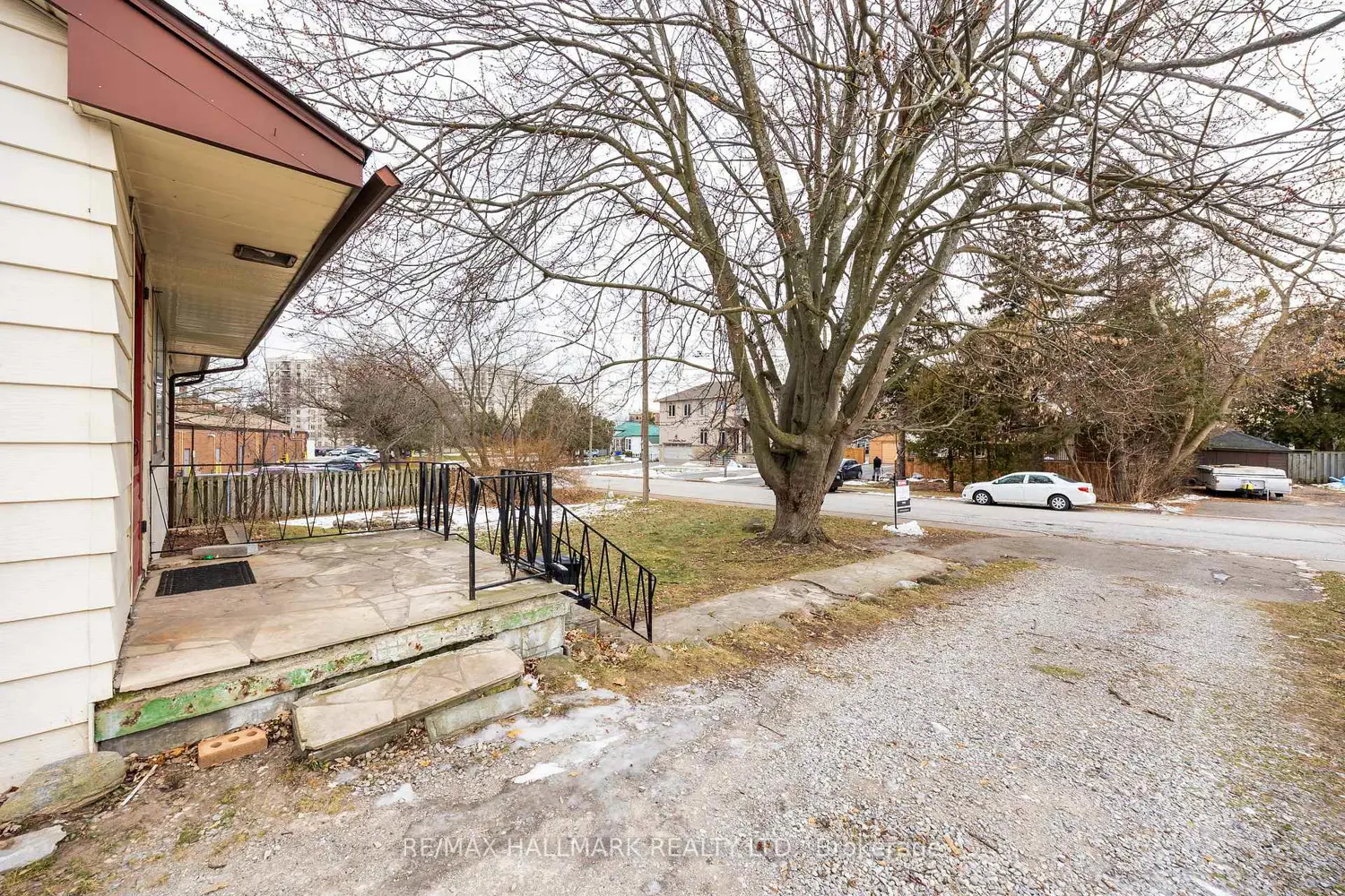 Additional image 4 of 1911 Glenview Road