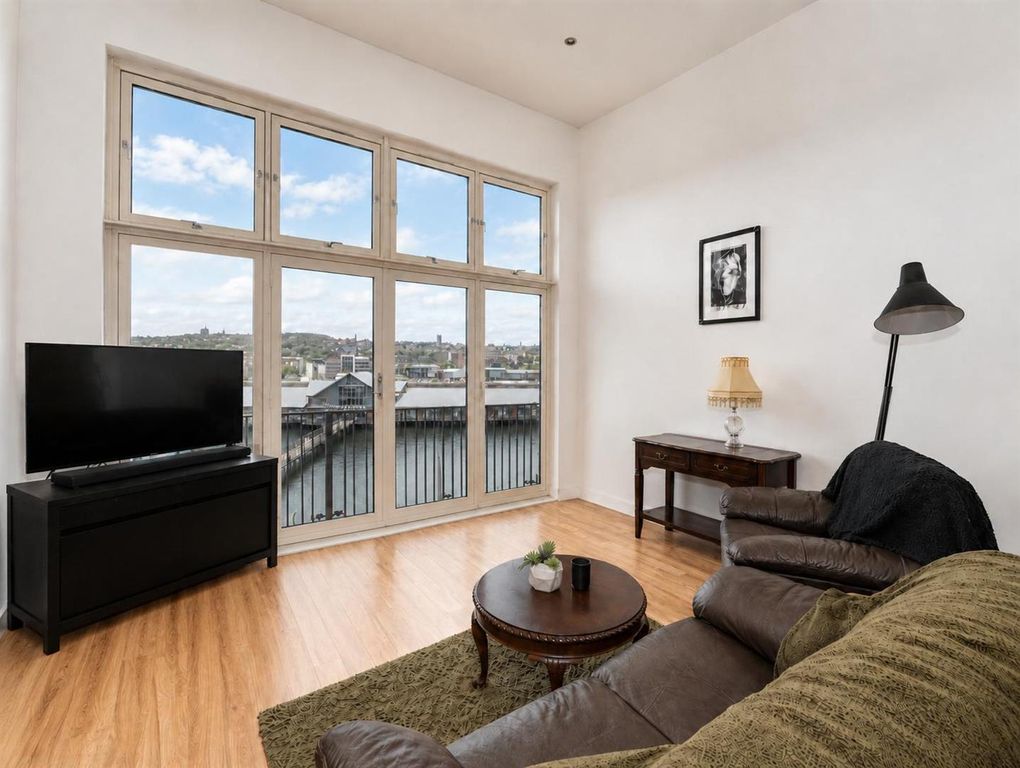 Additional image 2 of 2 bed flat for saleThorter Loan, Dundee DD1