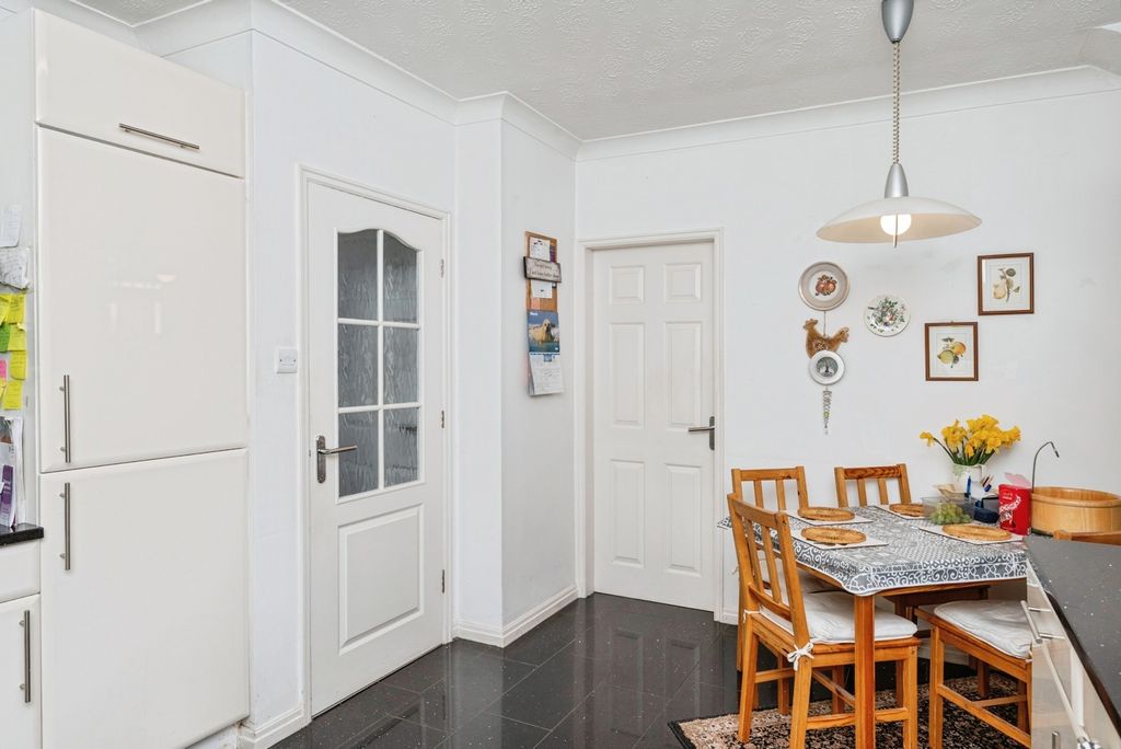 Additional image 17 of 4 bed detached house for saleManor Park Drive, Great Sutton, Ellesmere Port, Cheshire CH66