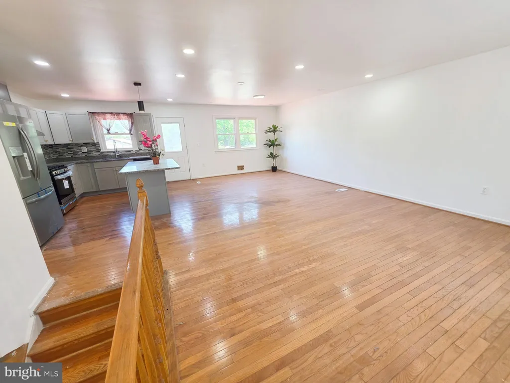 Additional image 6 of 6300 Auth Road, Suitland, MD 20746