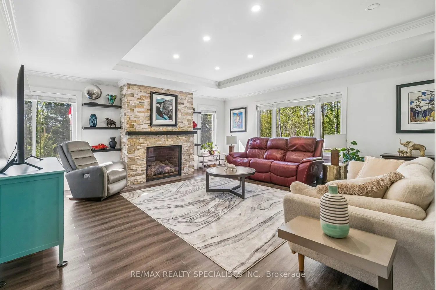 2531 Baguley Road photo 4