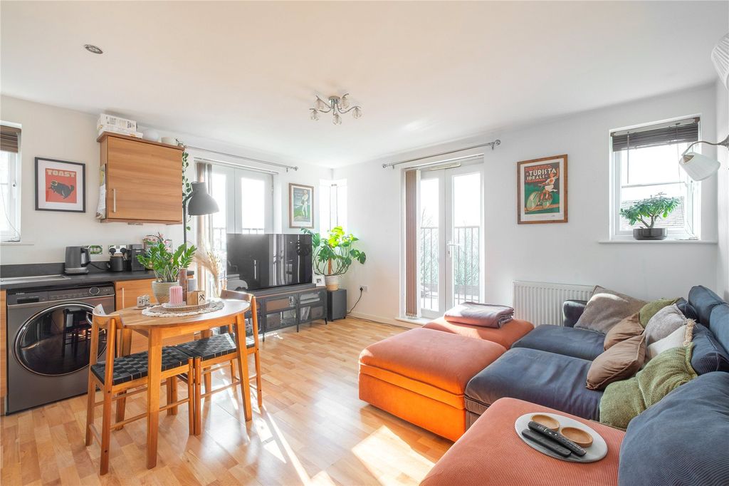 Additional image 2 of 2 bed flat for saleMoorlands Edge, Mount, Huddersfield HD3