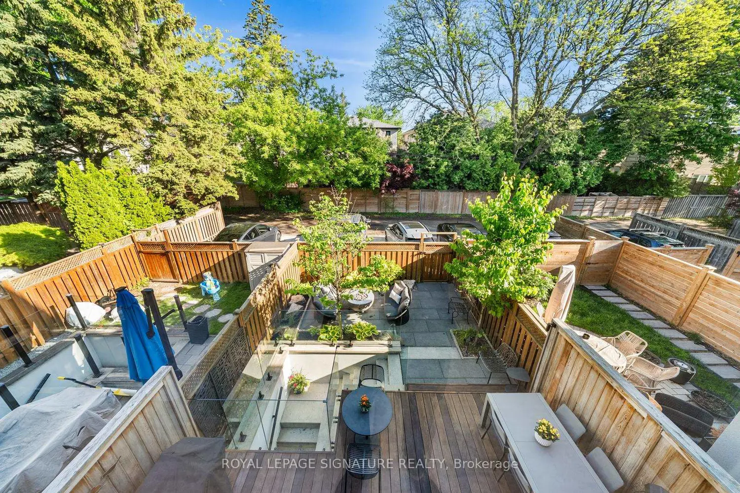 Additional image 14 of 588 Woburn Avenue