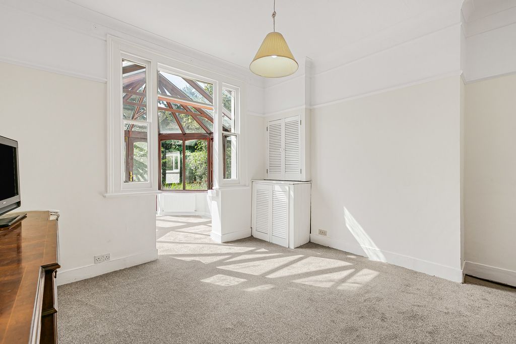 Additional image 6 of 6 bed semi-detached house for saleManorcrofts Road, Egham, Surrey TW20