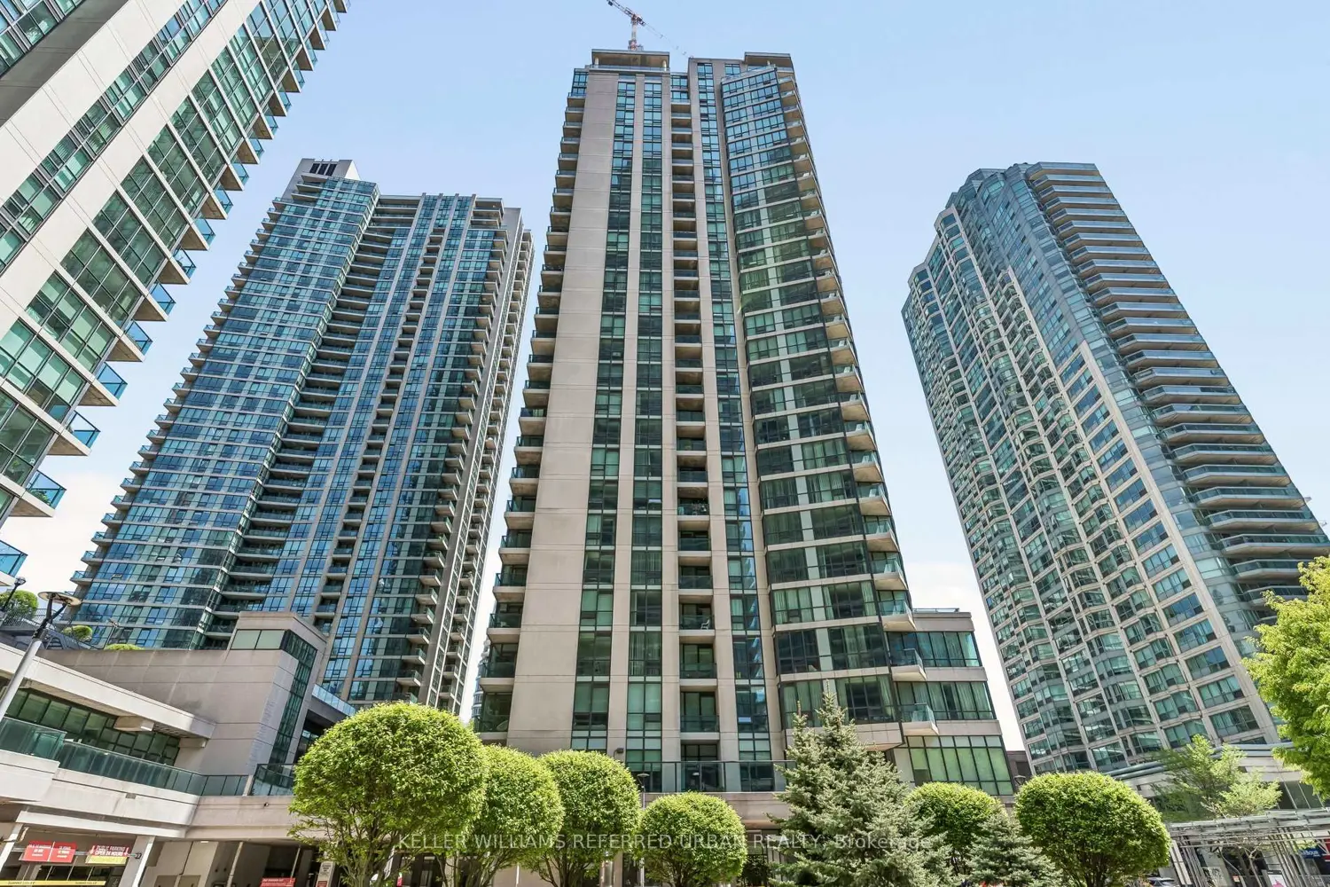 12 Yonge Street 1103