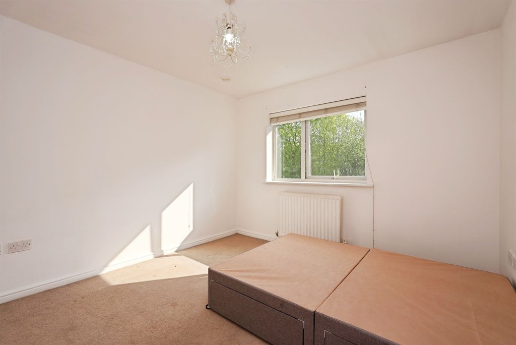 Additional image 5 of 2 bed flat for saleHalifax Road, Huddersfield HD3