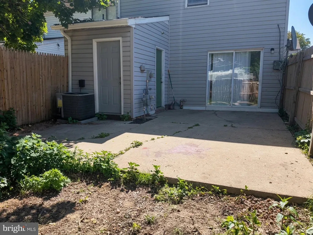 11 Milstone Court, Sicklerville, NJ 08081