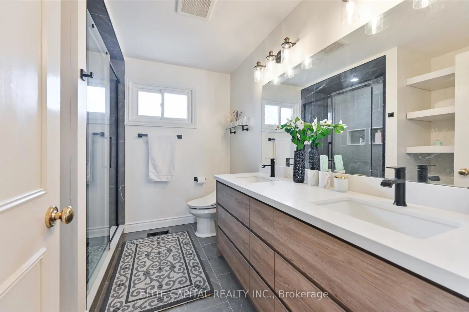 Additional image 17 of 54 Bauer Crescent