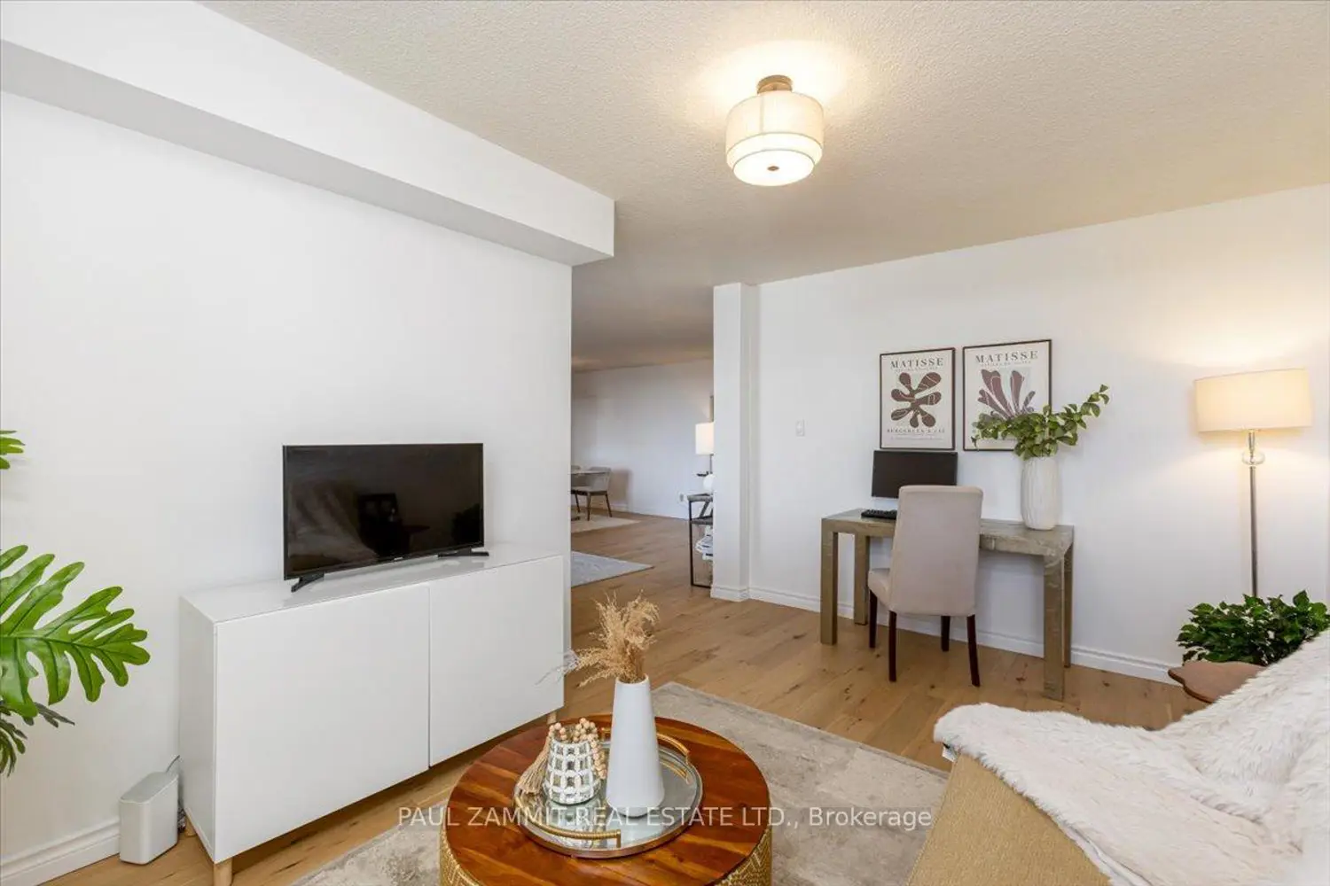 Additional image 5 of 7811 Yonge Street 701