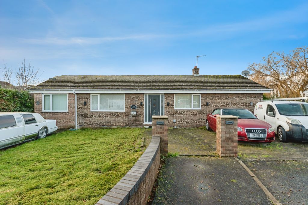3 bed detached house for saleLlys Clwyd, Denbigh LL16