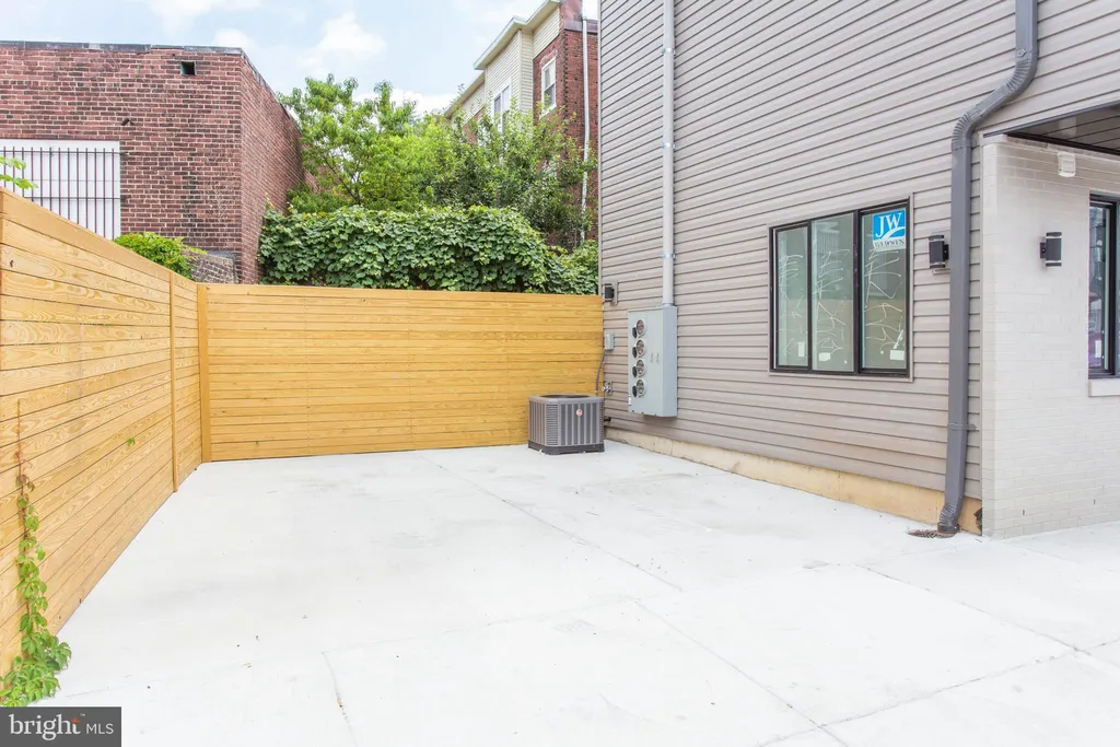 2123 Dickinson Street, Philadelphia, PA 19146