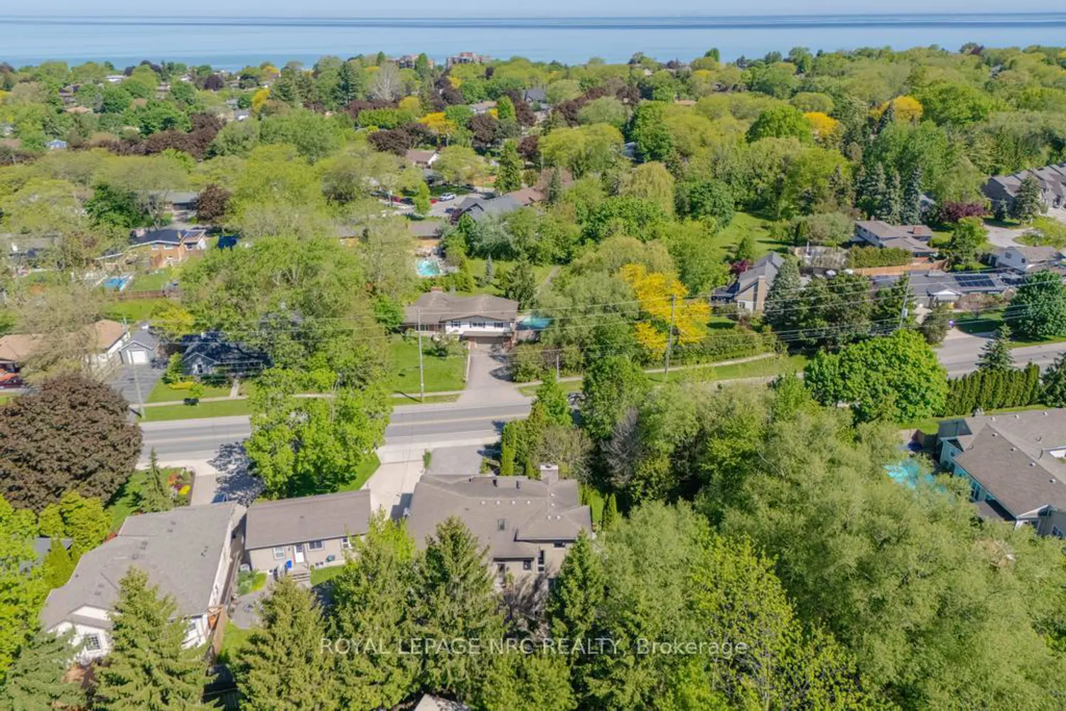 164A Lakeshore Road photo 2
