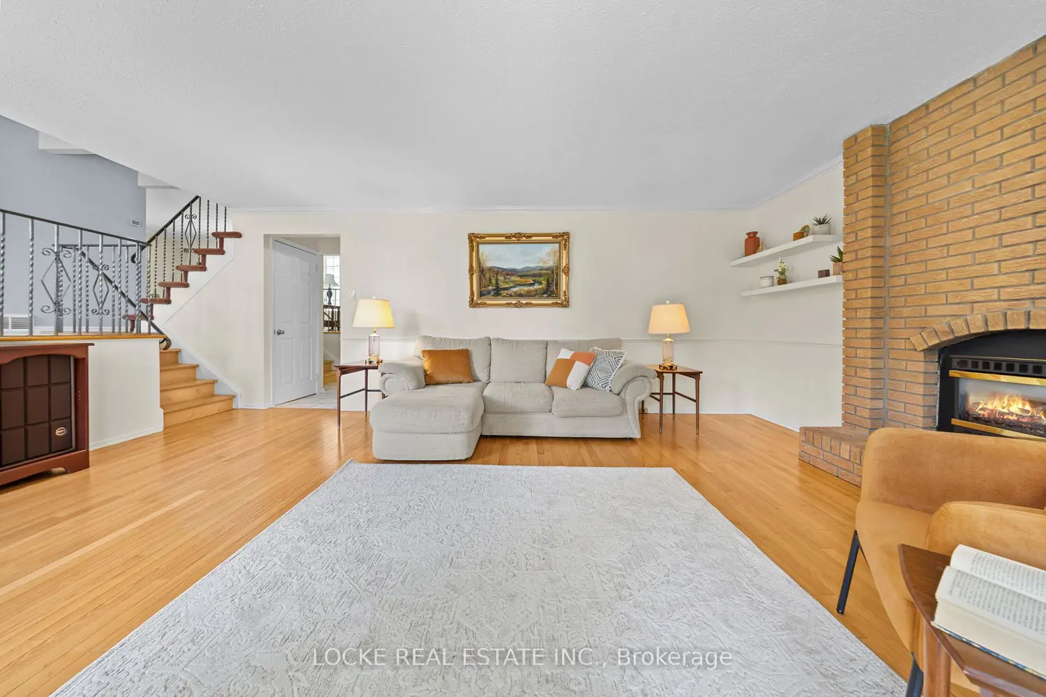 Additional image 5 of 33 Eastpark Drive