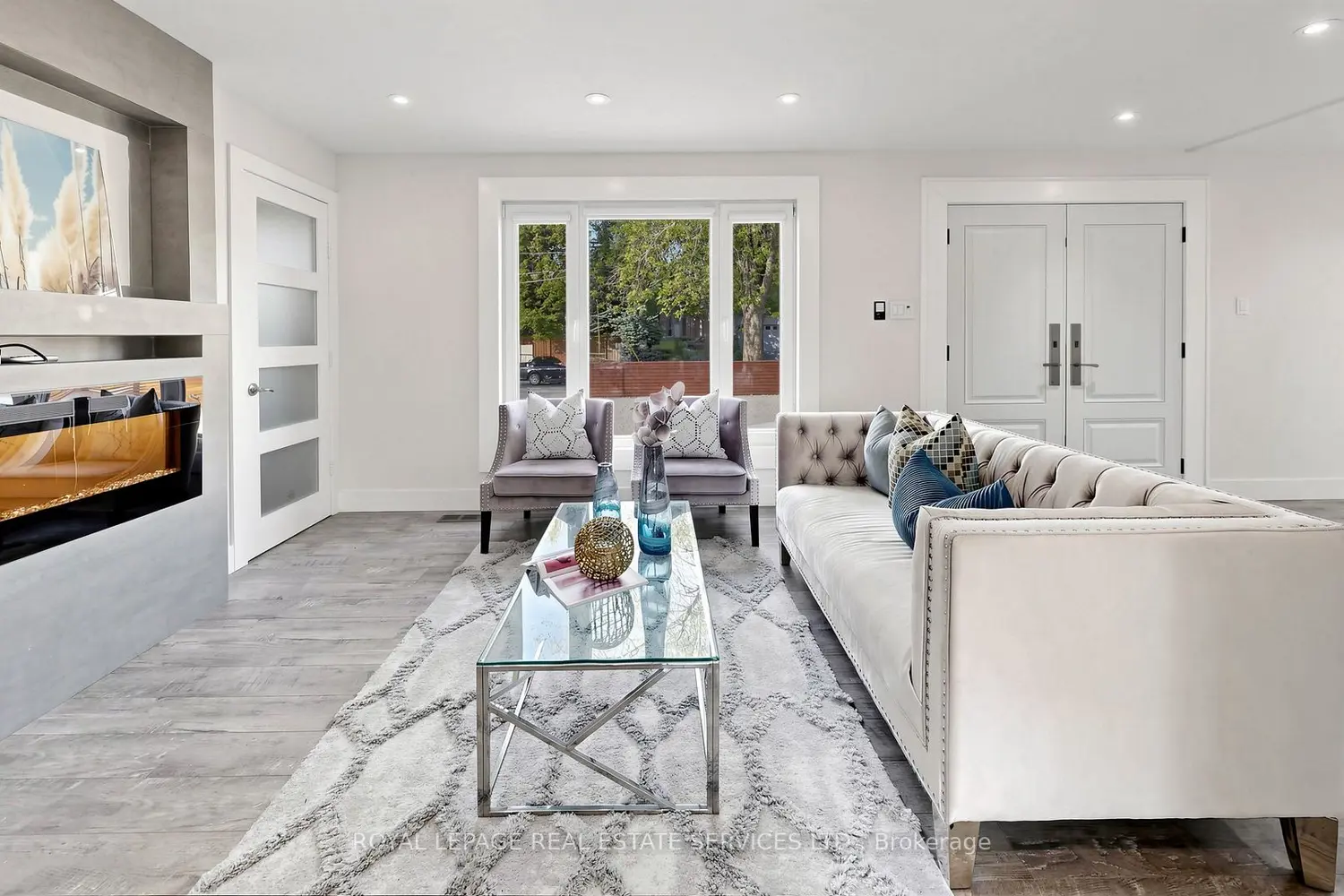 285 Bronte Road