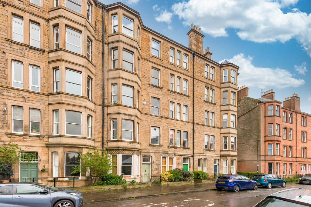 2 bed flat for sale25/6 Montpelier, Edinburgh EH10