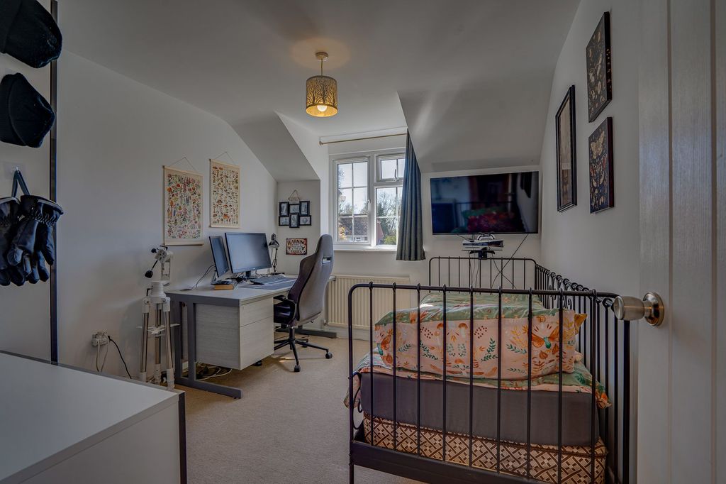 Additional image 16 of 4 bed detached house for saleCompton Close, Boyatt Wood, Eastleigh SO50