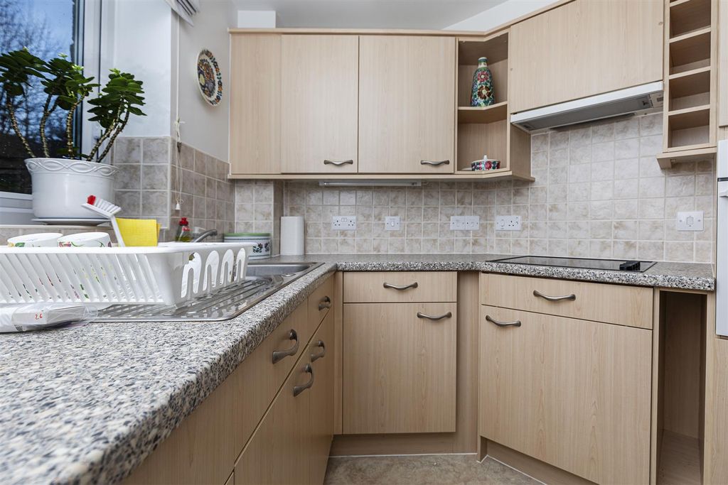 Additional image 4 of 2 bed flat for saleSykes Court, St. Stephens Fold, Lindley, Huddersfield HD3