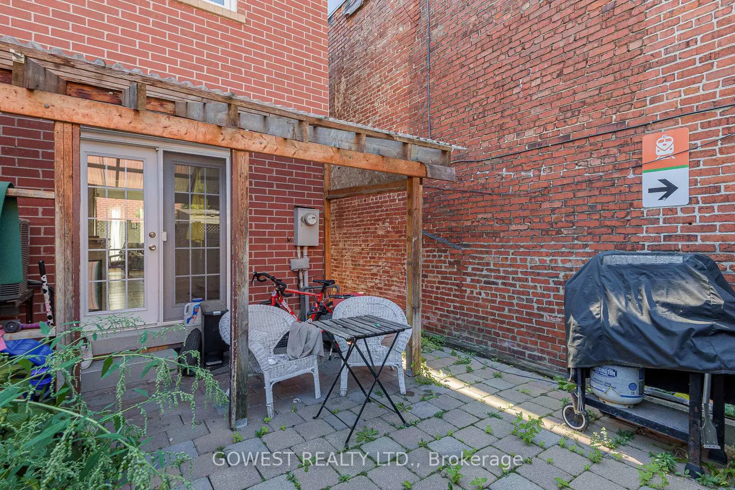Additional image 18 of 1538 Dupont Street B