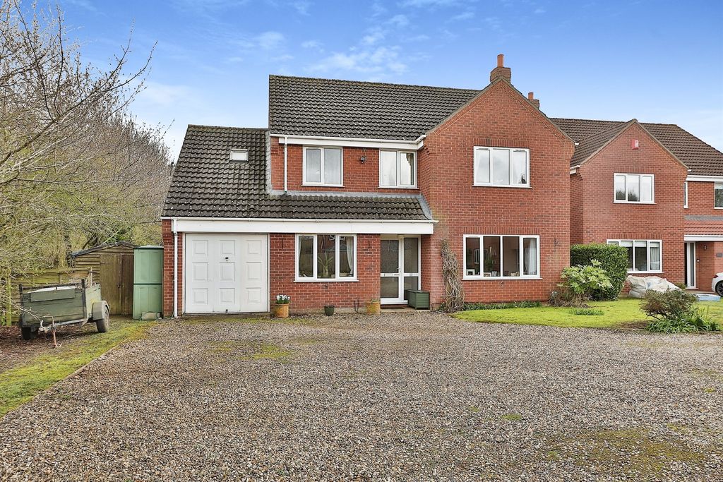 5 bed detached house for saleNorwich Road, Dereham NR20