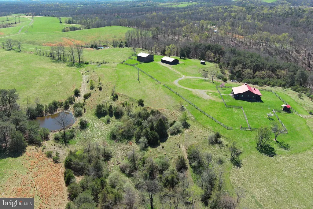 Additional image 139 of 453 Wheaton Drive, Purgitsville, WV 26852
