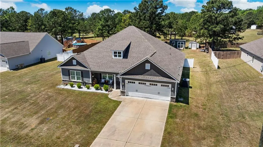 129 Addison Way, Smiths Station, AL 36877 photo 3