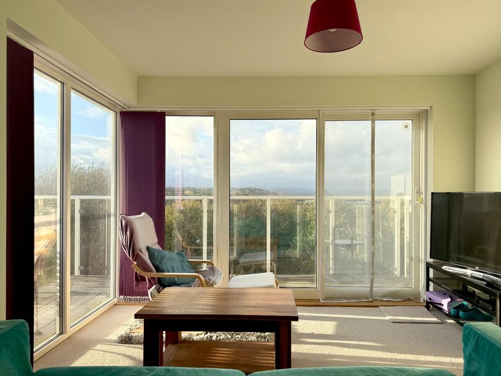 Additional image 4 of 2 bed flat for saleTrem Elai, Penarth CF64