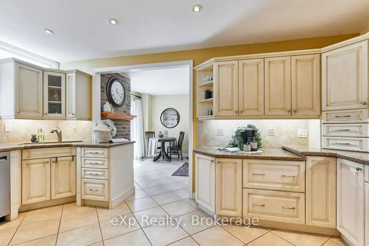 30 Rosewood Court photo 4