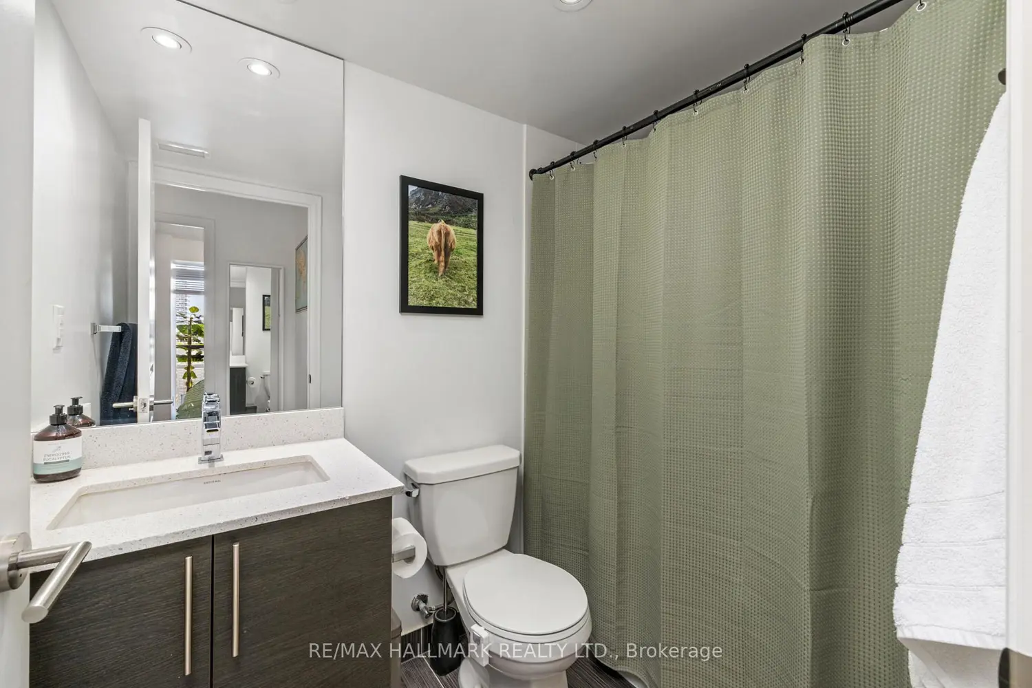 Additional image 13 of 400 Adelaide Street 819