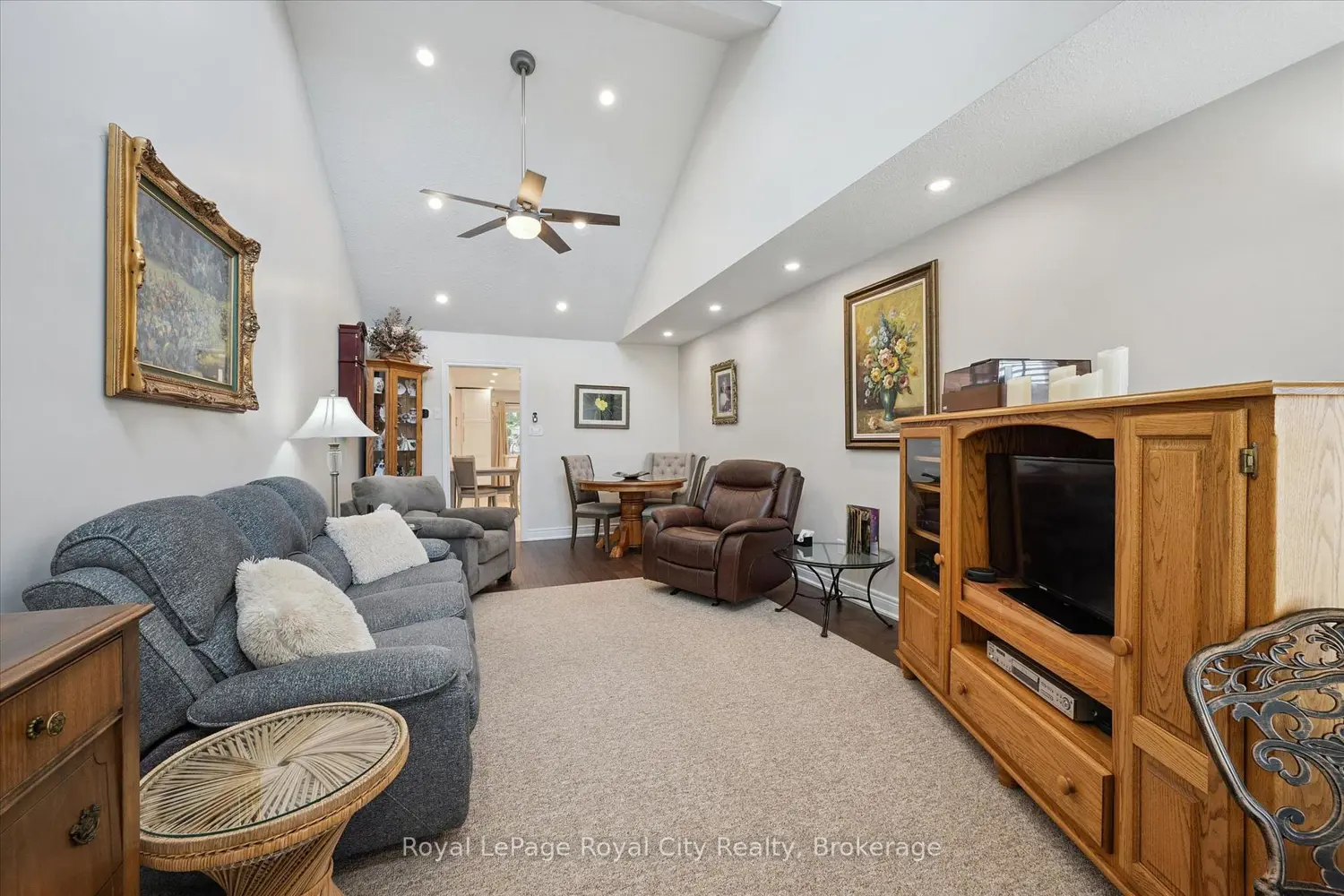 71 Doyle Drive photo 3