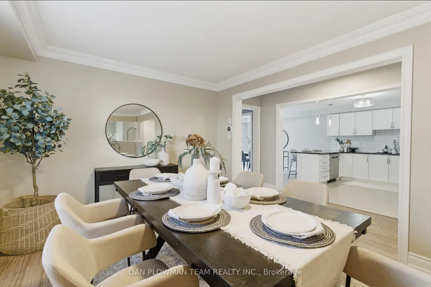 27 Hockley Avenue photo 4