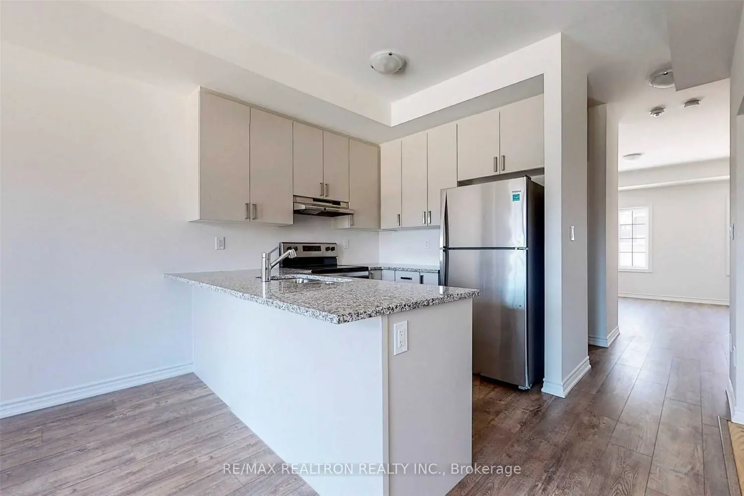 203 Royal Northern Path 73 photo 5