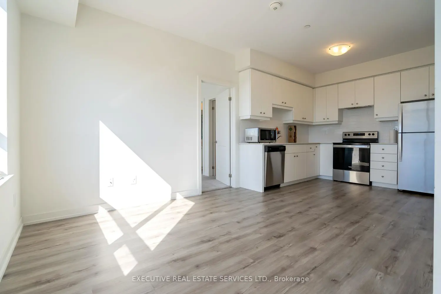 Additional image 11 of 251 Northfield Drive 322