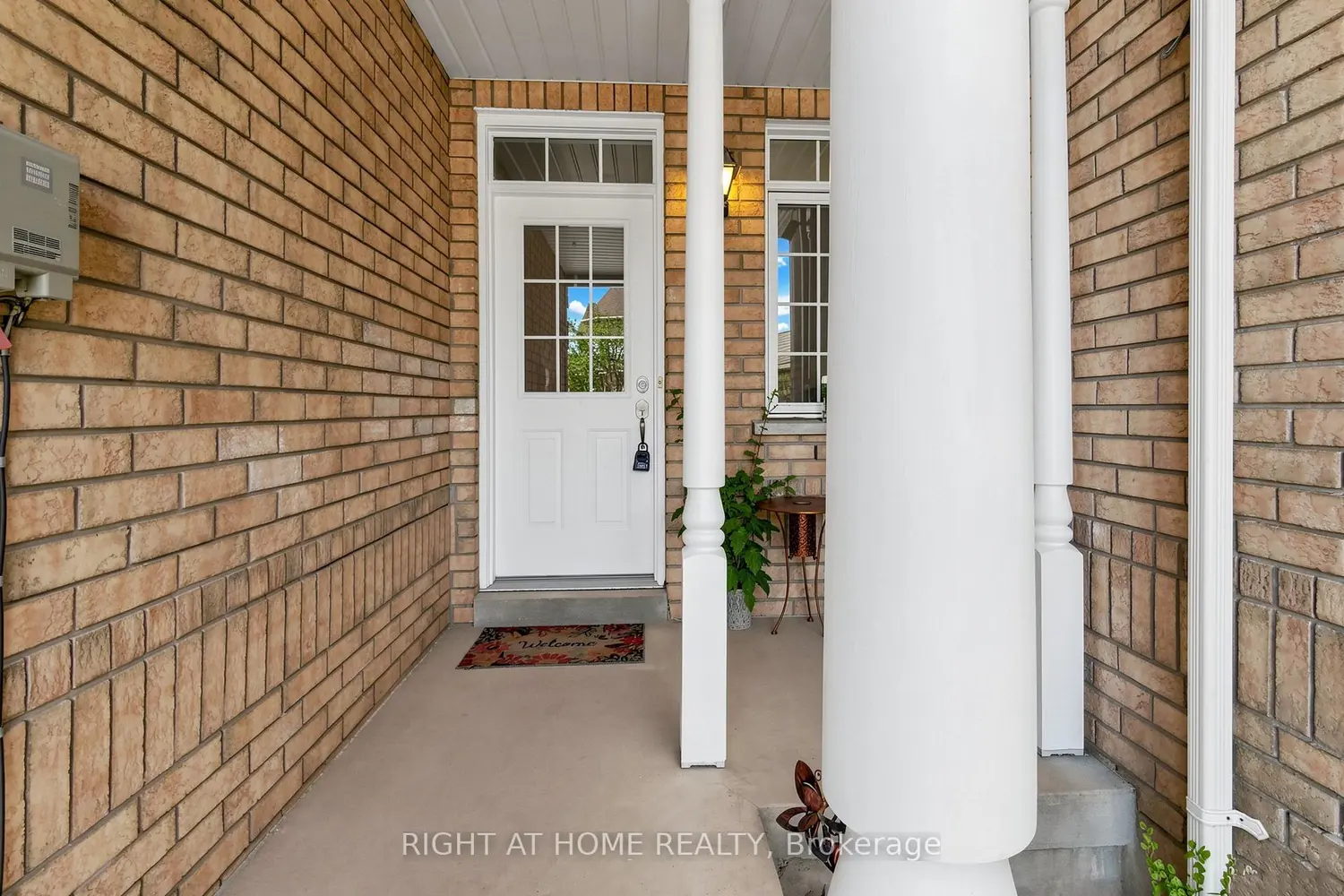 53 Cameo Drive photo 2