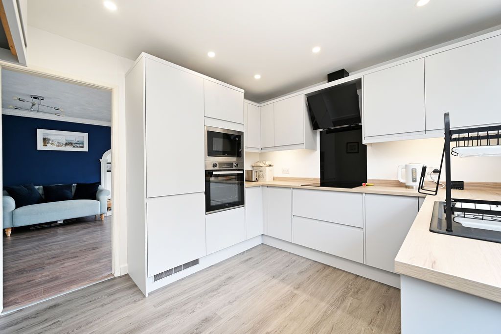 Additional image 10 of 5 bed bungalow for saleRomney Drive, Dronfield S18