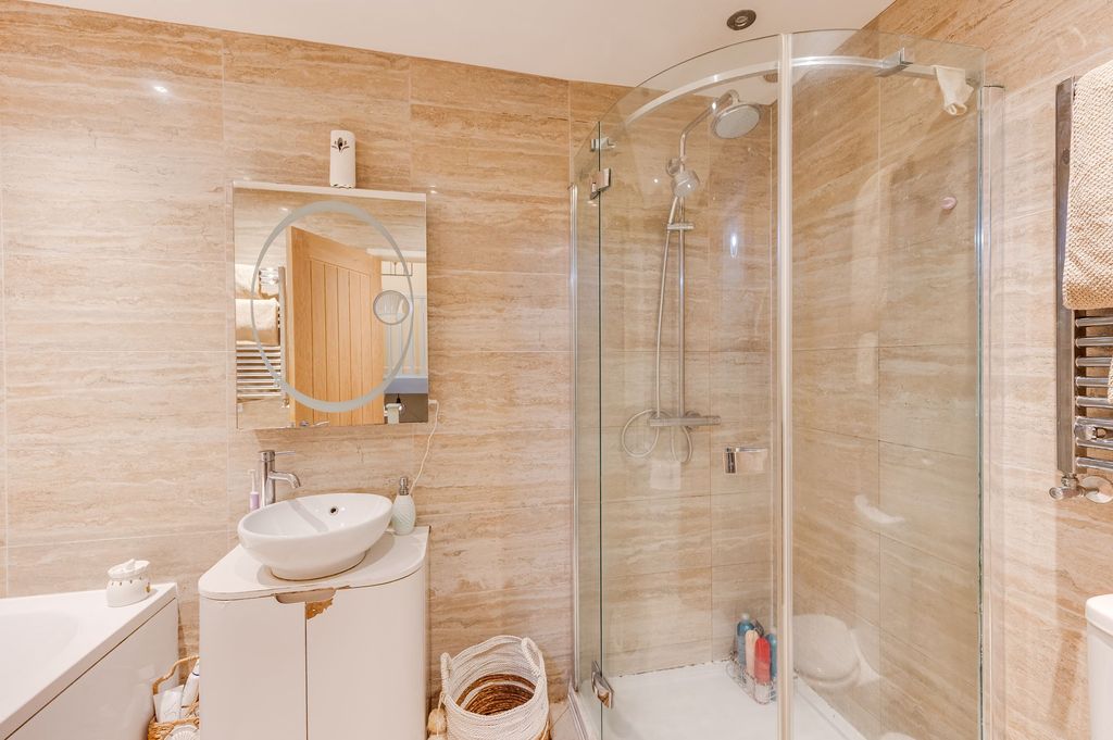 Additional image 21 of 3 bed town house for saleHolmley Lane, Dronfield S18