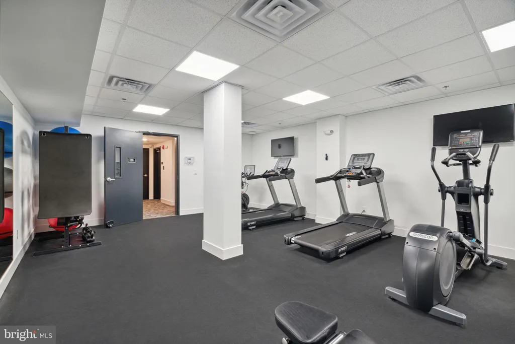 Additional image 29 of 901 Leland St Unit 2B-605, Philadelphia, PA 19130