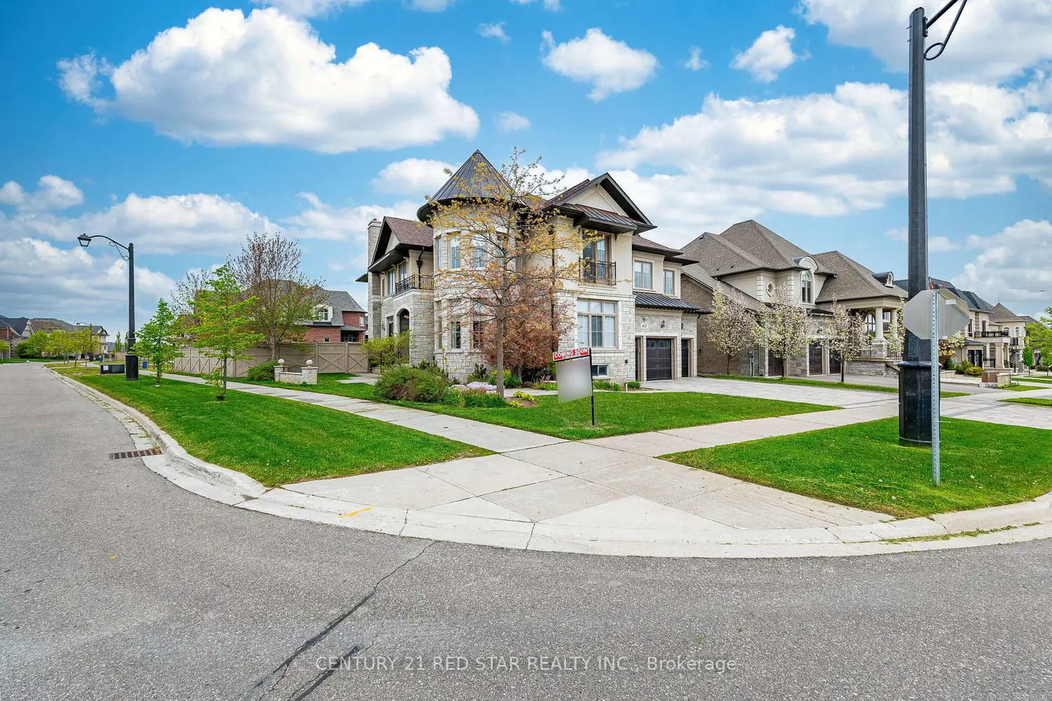 62 Langdon Drive photo 2