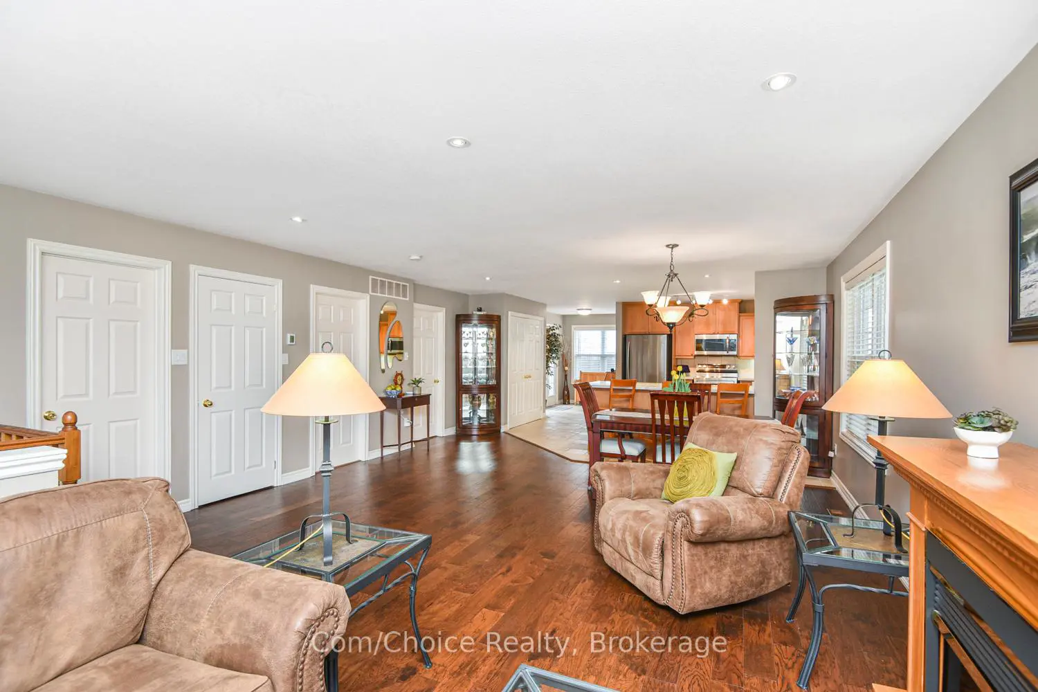 1060 Beach Boulevard photo 5