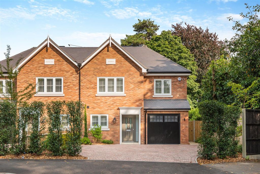 4 bed property for saleNorthcroft Road, Englefield Green, Egham TW20