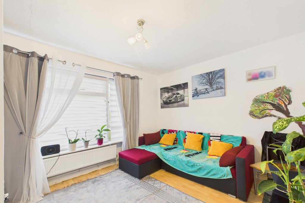 Additional image 2 of 1 bed flat for saleRiver View, Ross-On-Wye, Herefordshire HR9