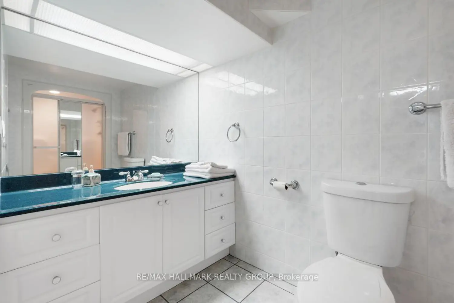 Additional image 16 of 39 Parkwood Crescent